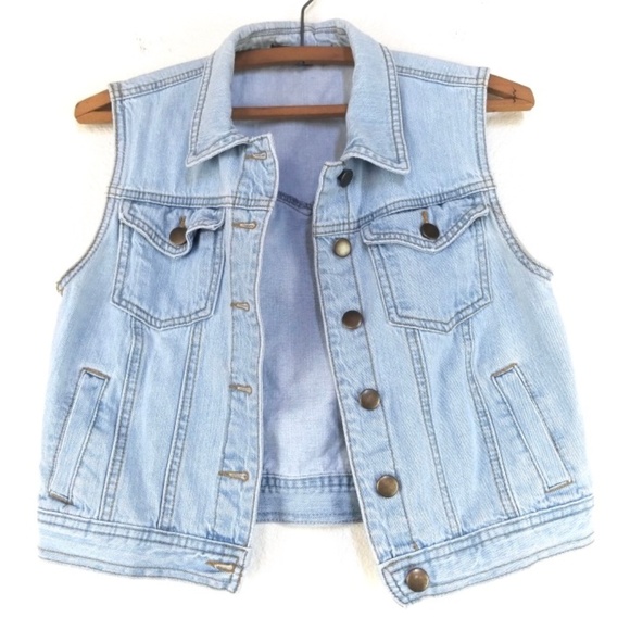 Forever 21 Jackets & Blazers - SOLD F21 Denim Vest Light Blue Button Up Crop